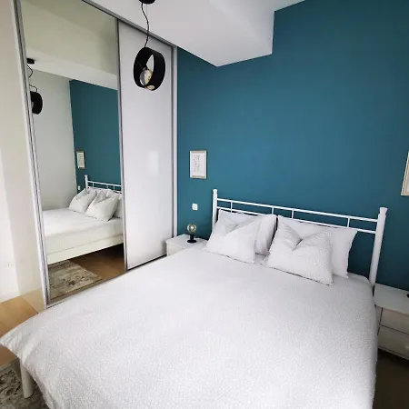 公寓 Excellent In The City Centre - Angirevic